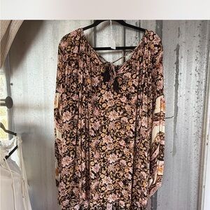 Billabong Floral Balloon Sleeve Tunic/Blouse